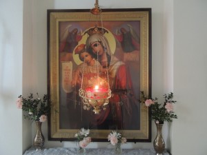 Достойно есть февраль