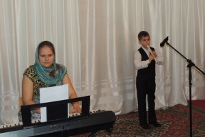 Григорий на флейте